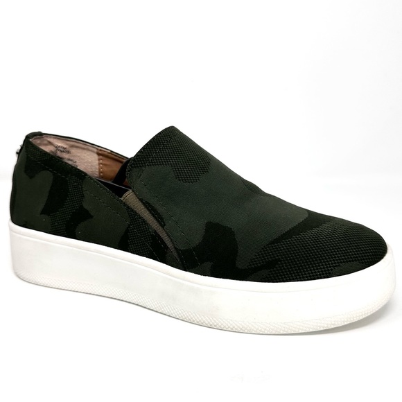 Steve Madden Shoes - Steve Madden Zayna Green Camo Platform Sneaker